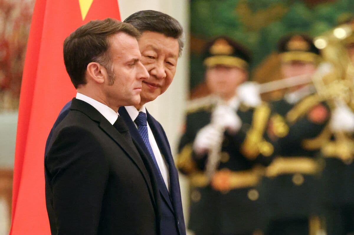 Macron Seeks Xi’s Support on Ukraine, Calls for China Investment - Bloomberg.com