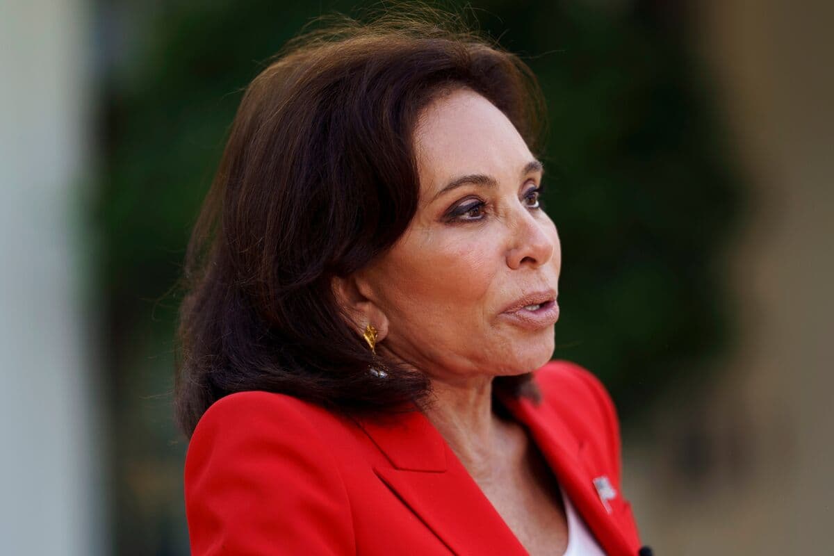 Jeanine Pirro Is Going After Powell, Heedless of Backlash - Bloomberg.com