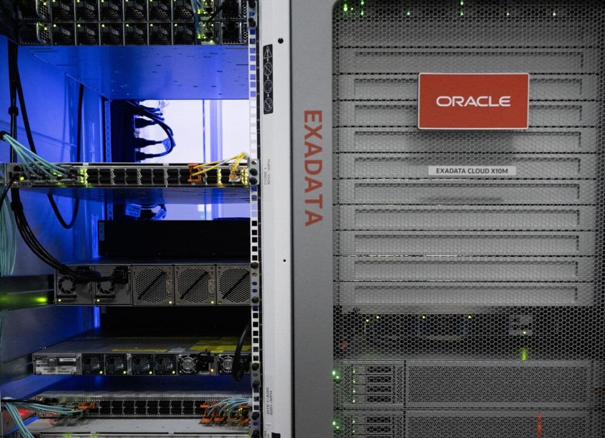 Oracle Cites ‘Force Majeure’ to Shield Itself on Controversial Data Center - Bloomberg.com