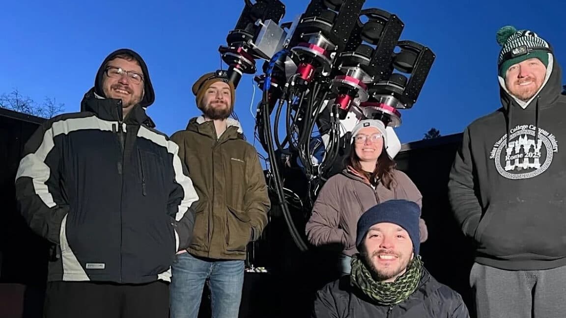 Eric Schmidt will massively invest in private telescopes, including Hubble replacement - Ars Technica