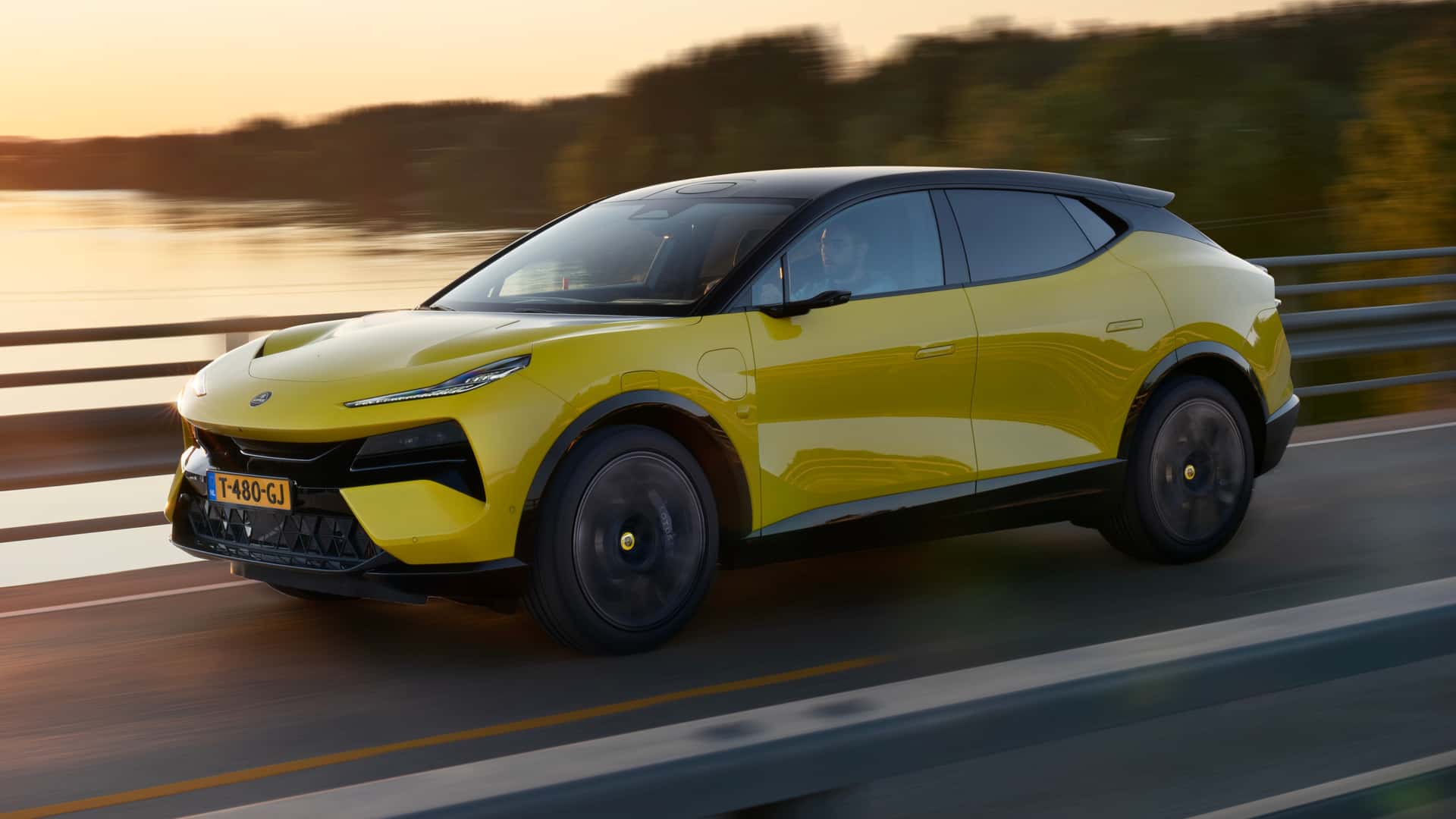 Canada’s Tariff Cut Just Made This High-Tech Chinese EV 50% Cheaper - InsideEVs