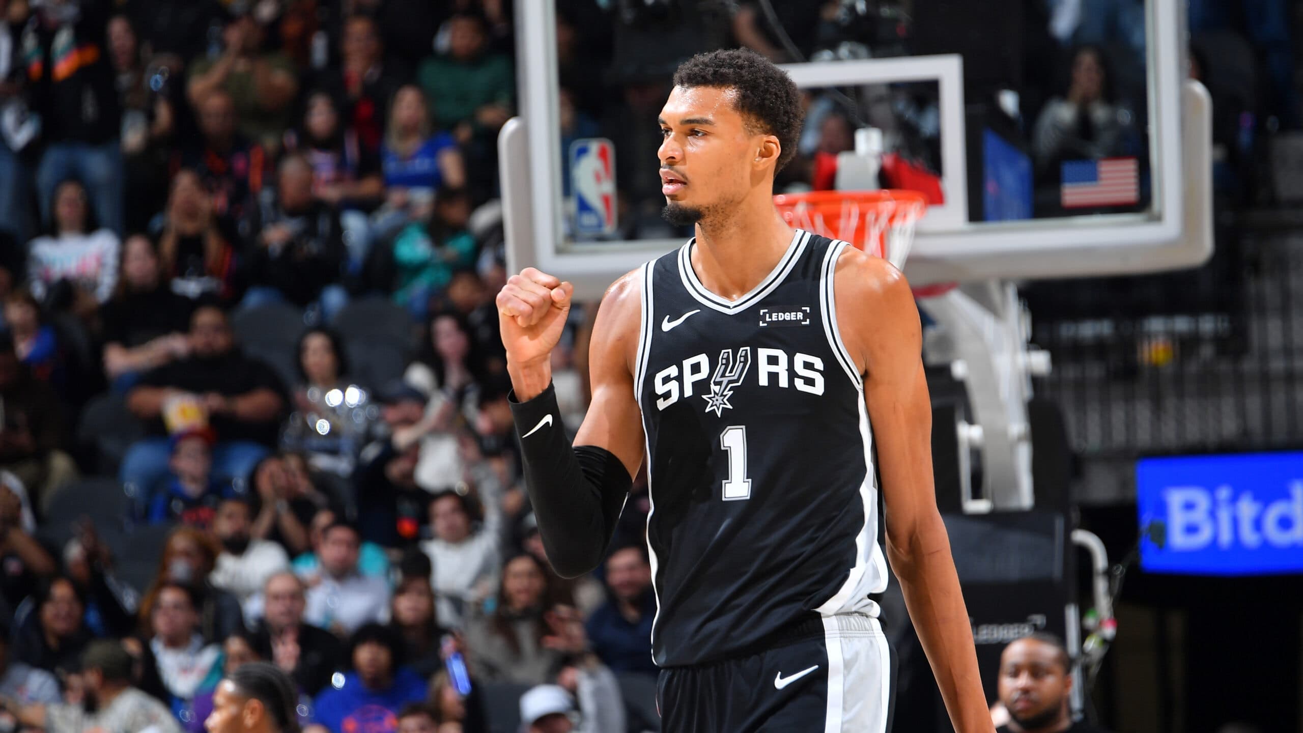 Victor Wembanyama MRI shows no ligament damage in left knee - NBA