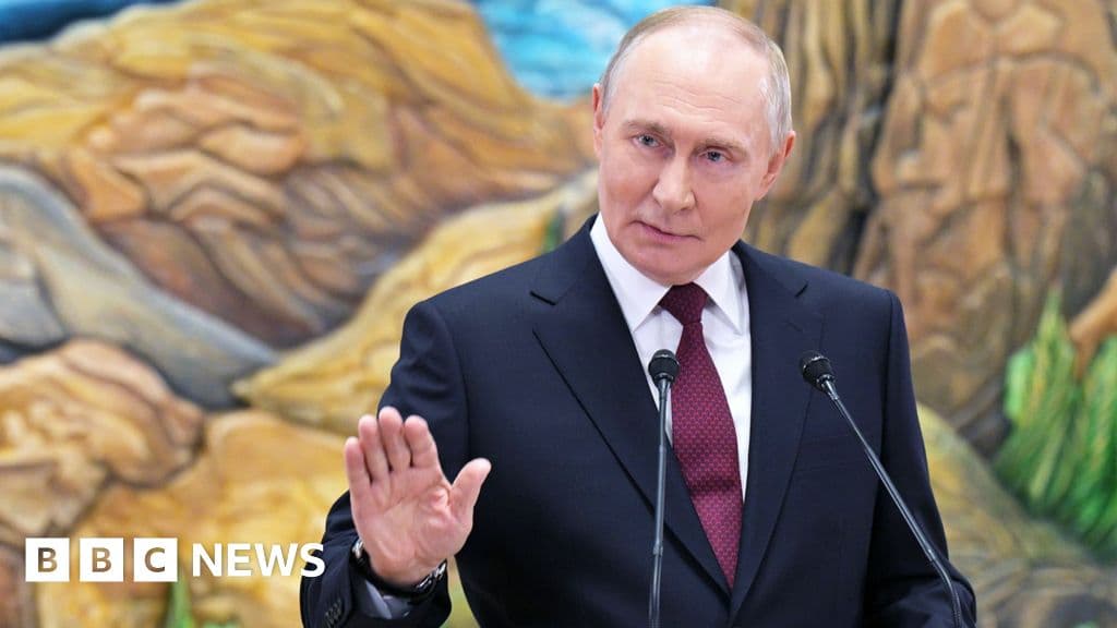Putin doubles down on demands for Ukrainian territory ahead of talks with US - BBC