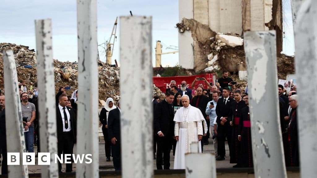 Pope prays at Beirut port blast site on last day of Lebanon visit - BBC
