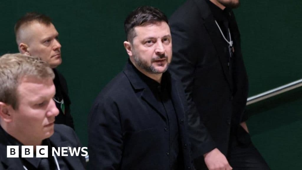 Trump meets Zelensky as US envoy says ending Russia war down to one issue - BBC