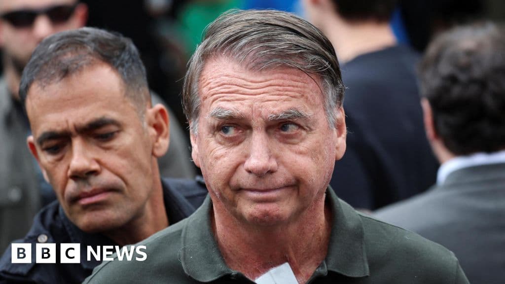 Jair Bolsonaro: Brazilian ex-president arrested after being determined a flight risk - BBC