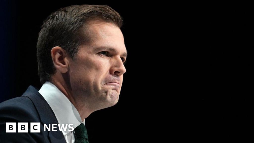 Henry Zeffman: Jenrick sacking is huge moment for future of British right - BBC