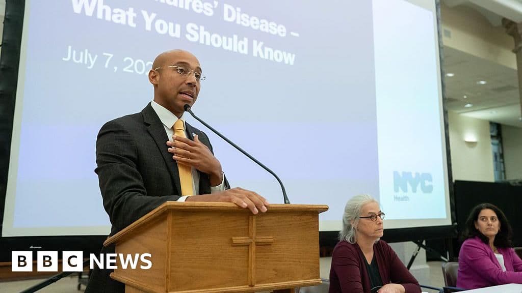 Legionnaires' outbreak hits New York as officials rush to test water towers - BBC