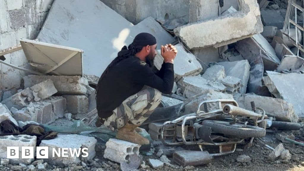 Thirteen killed in deadliest Israeli raid for months in southern Syria - BBC