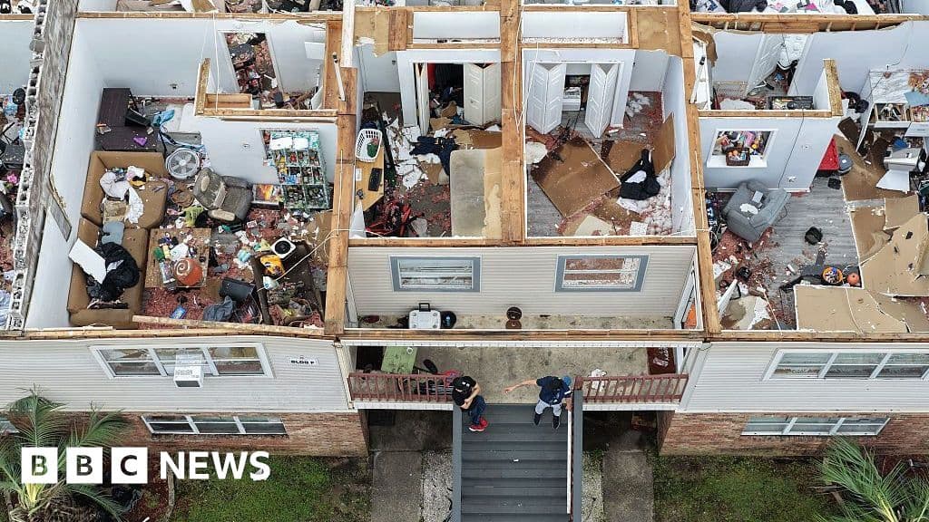 Four dead and thousands without power after Hurricane Isaias lashes US - BBC
