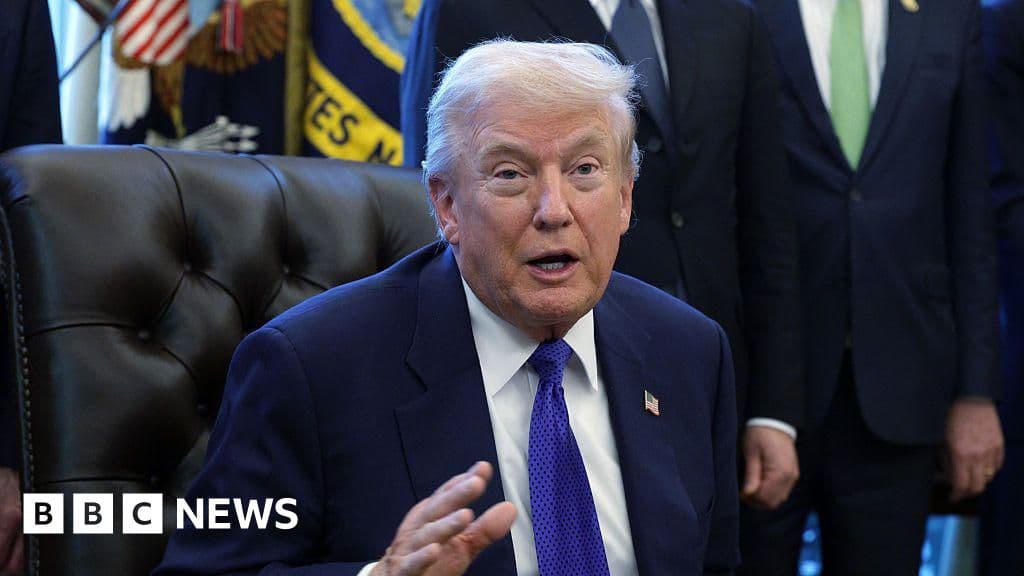 Trump removes video with racist clip depicting Obamas as apes - BBC