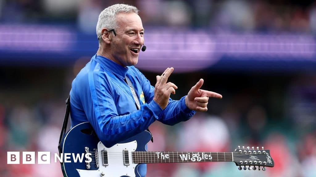 The Wiggles issue statement after appearing in Ecstasy music video - BBC