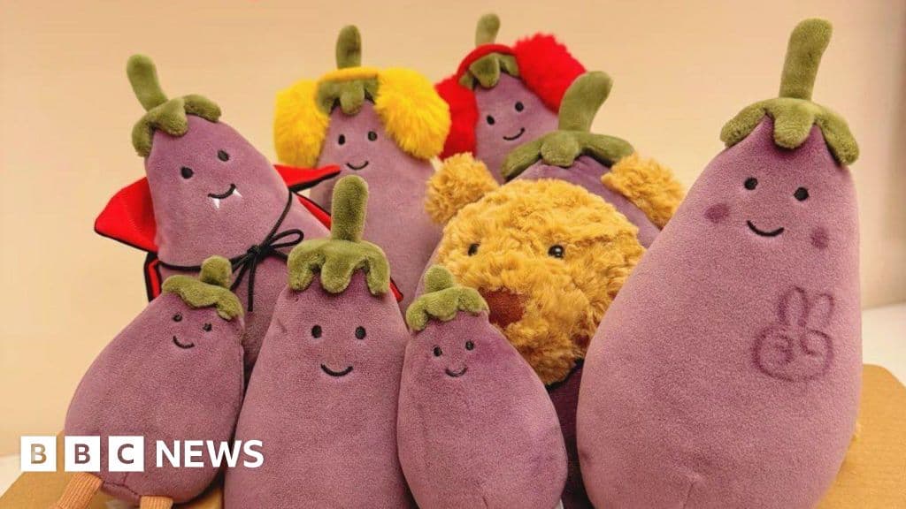 How UK plush toy Jellycat conquered China - BBC