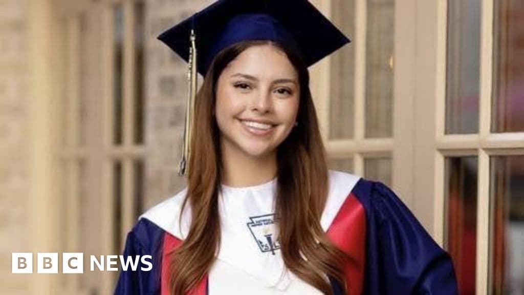 New video appears to show Texas teen who vanished on Christmas Eve - BBC