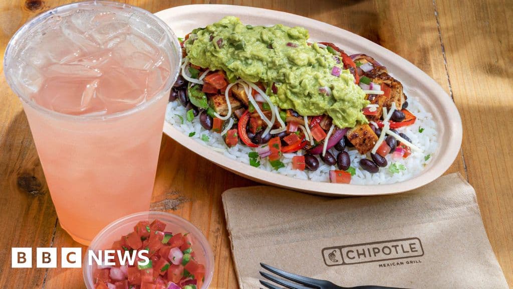 US Mexican food chain Chipotle to open first restaurant in Mexico - BBC