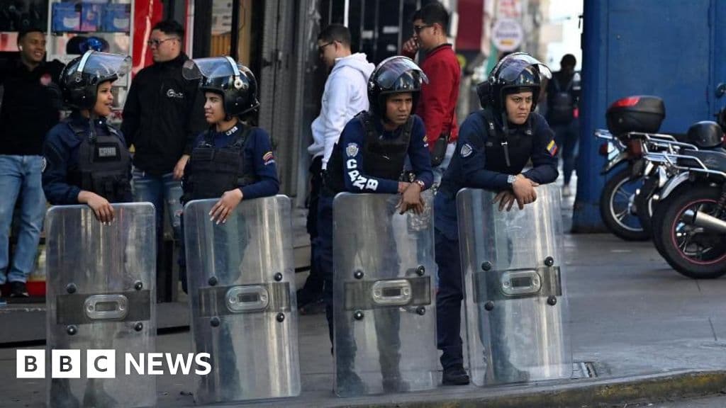 Venezuelan security forces detain journalists as armed police patrol streets - BBC