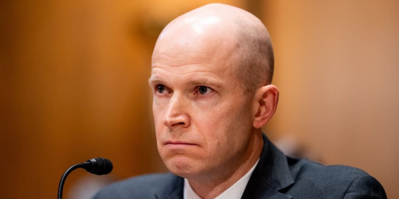 Treasury Lawyer Quits as Government Settles Trump IRS Suit - WSJ