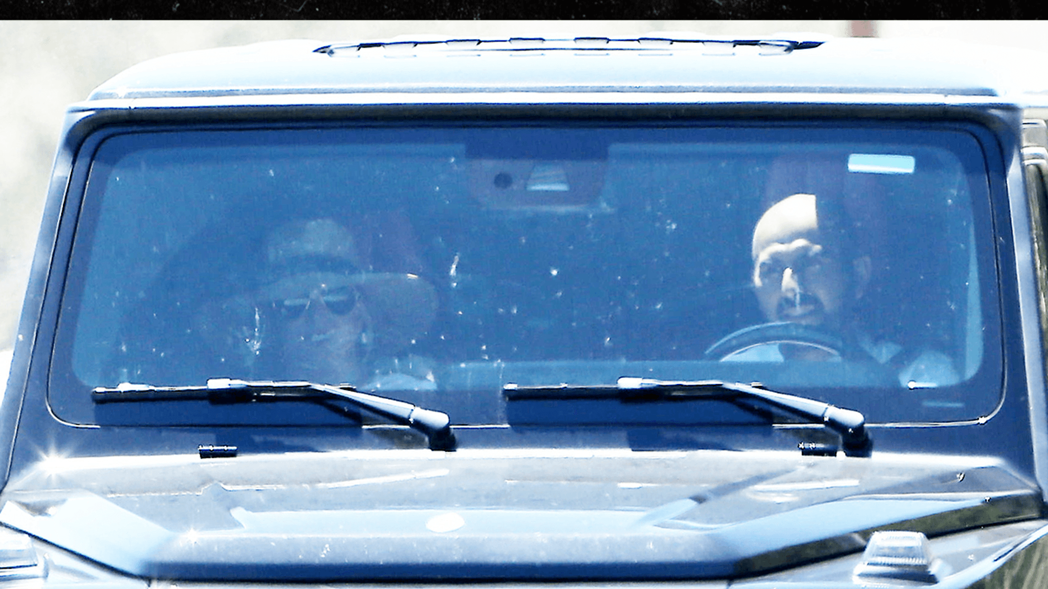 Britney Spears Keeps Low Profile During Holiday Weekend Outing - TMZ