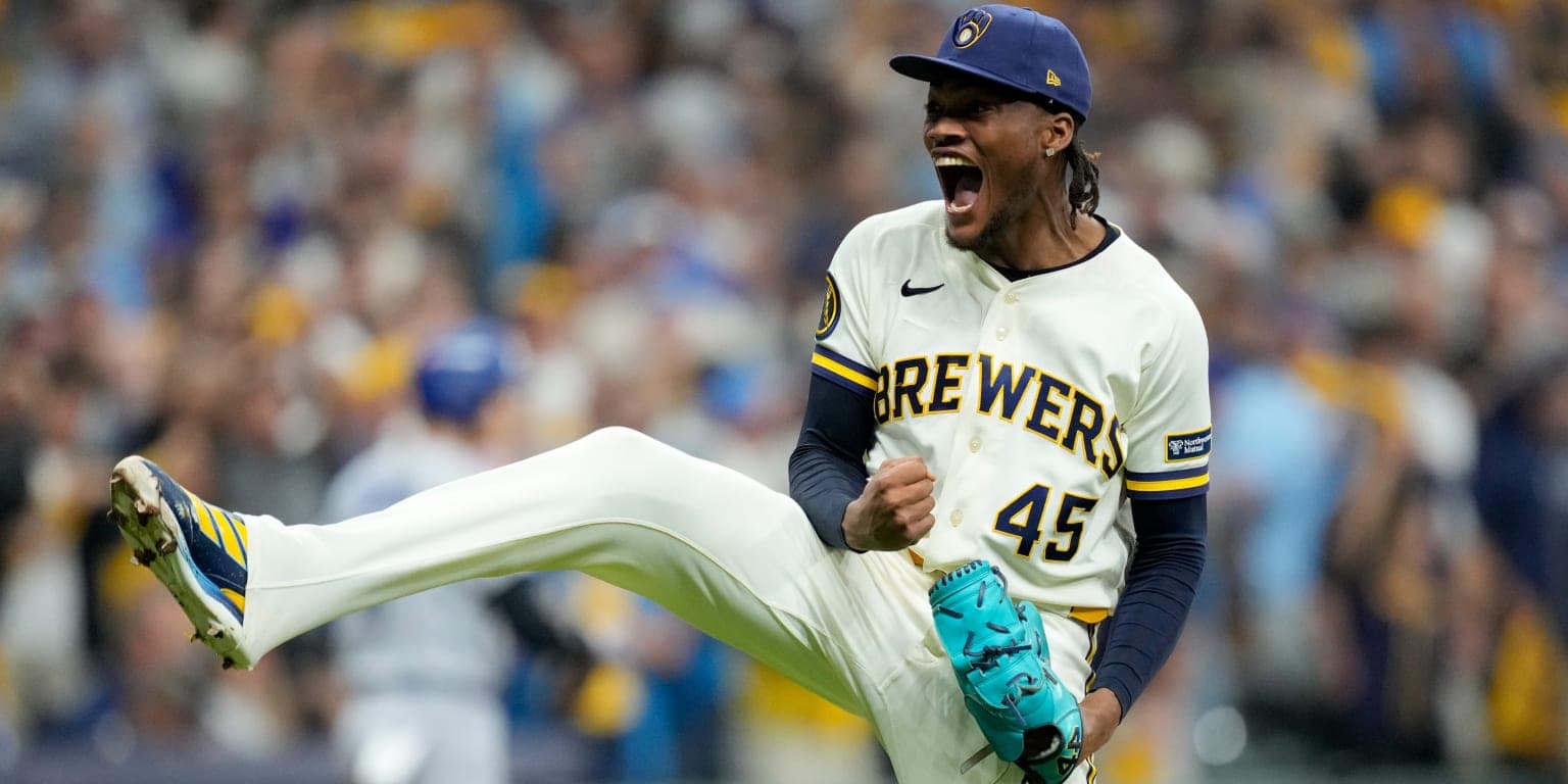 Brewers take Game 1 in NLCS rematch against defending champs - MLB.com