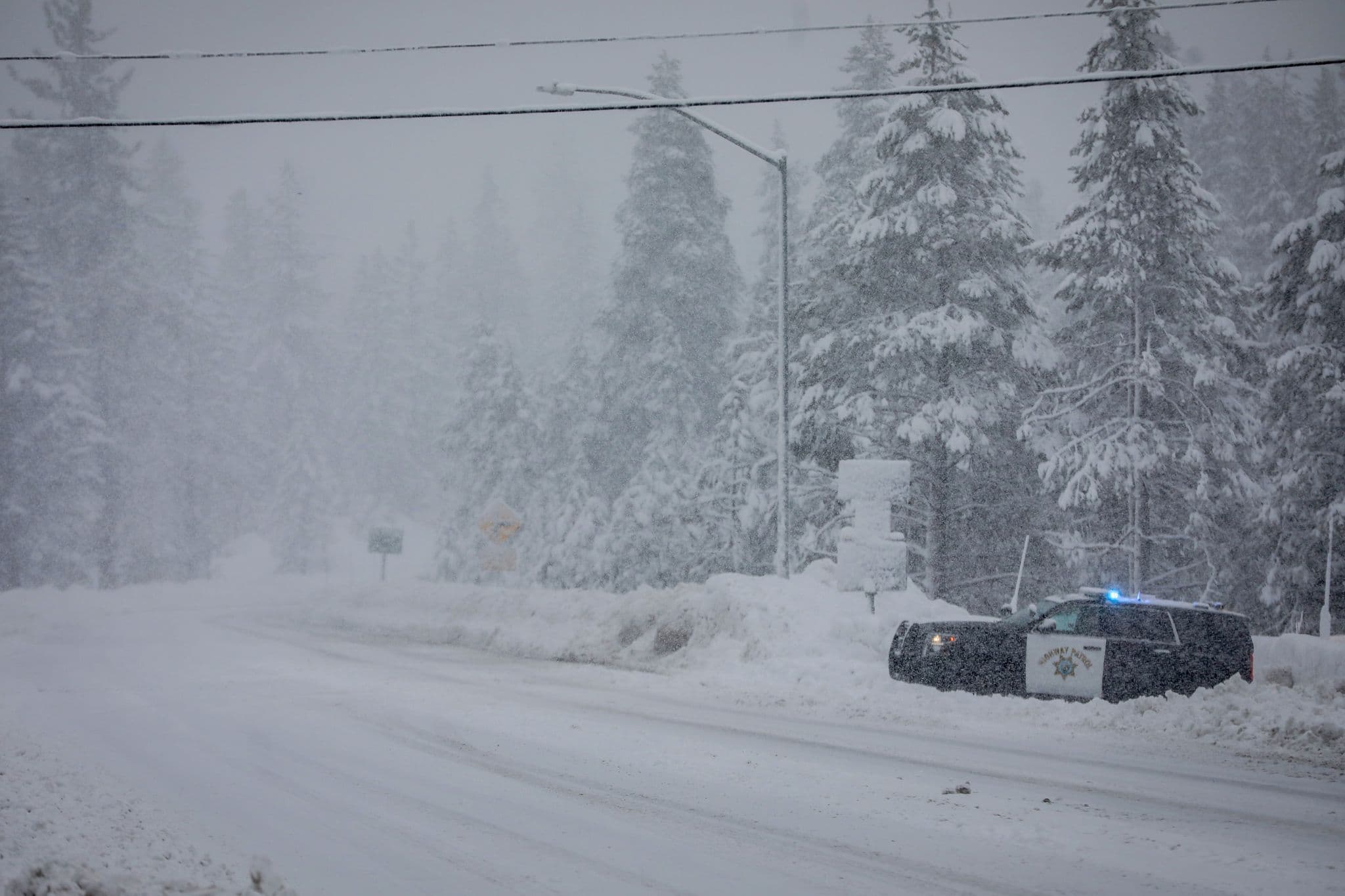 Tahoe snowstorm could make travel ‘impossible,’ officials warn - San Francisco Chronicle