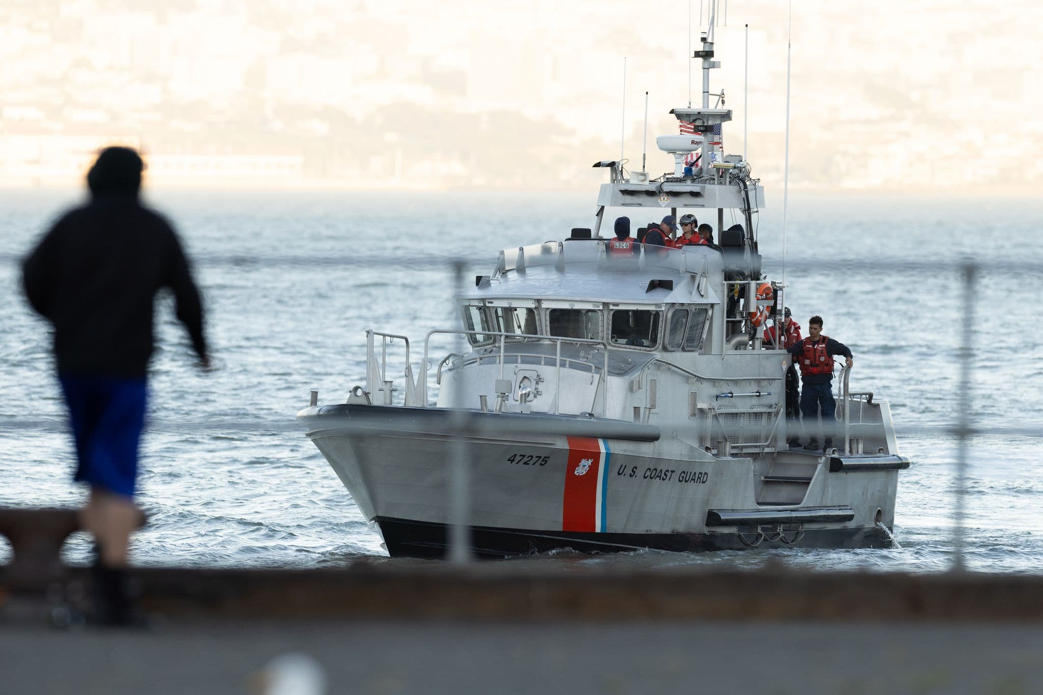 Deadly boat capsize on San Francisco Bay: Search efforts end for 3 missing boaters - San Francisco Chronicle