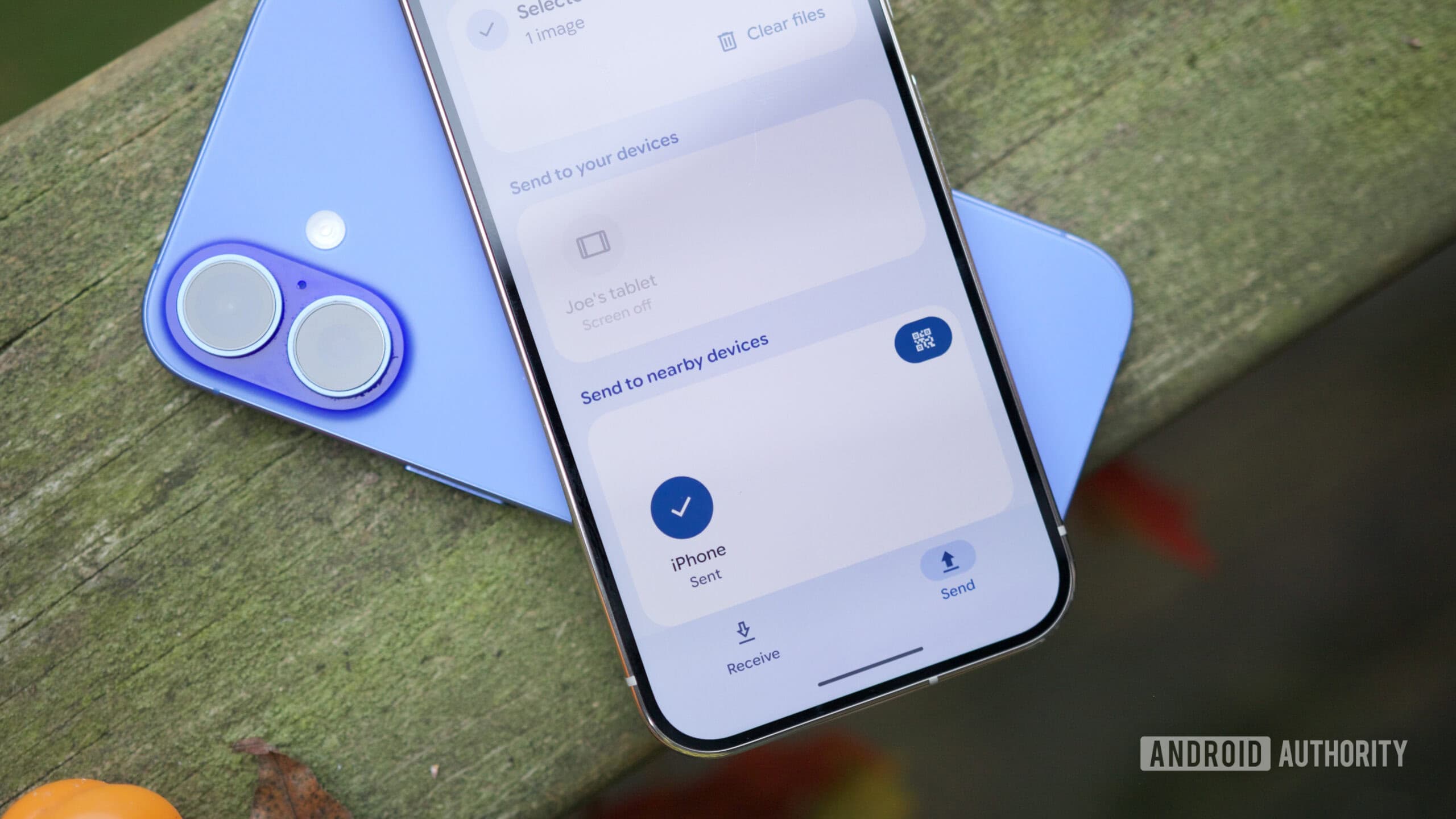 Google starts rolling out QR code-based Quick Share transfers between Android and iPhone - Android Authority